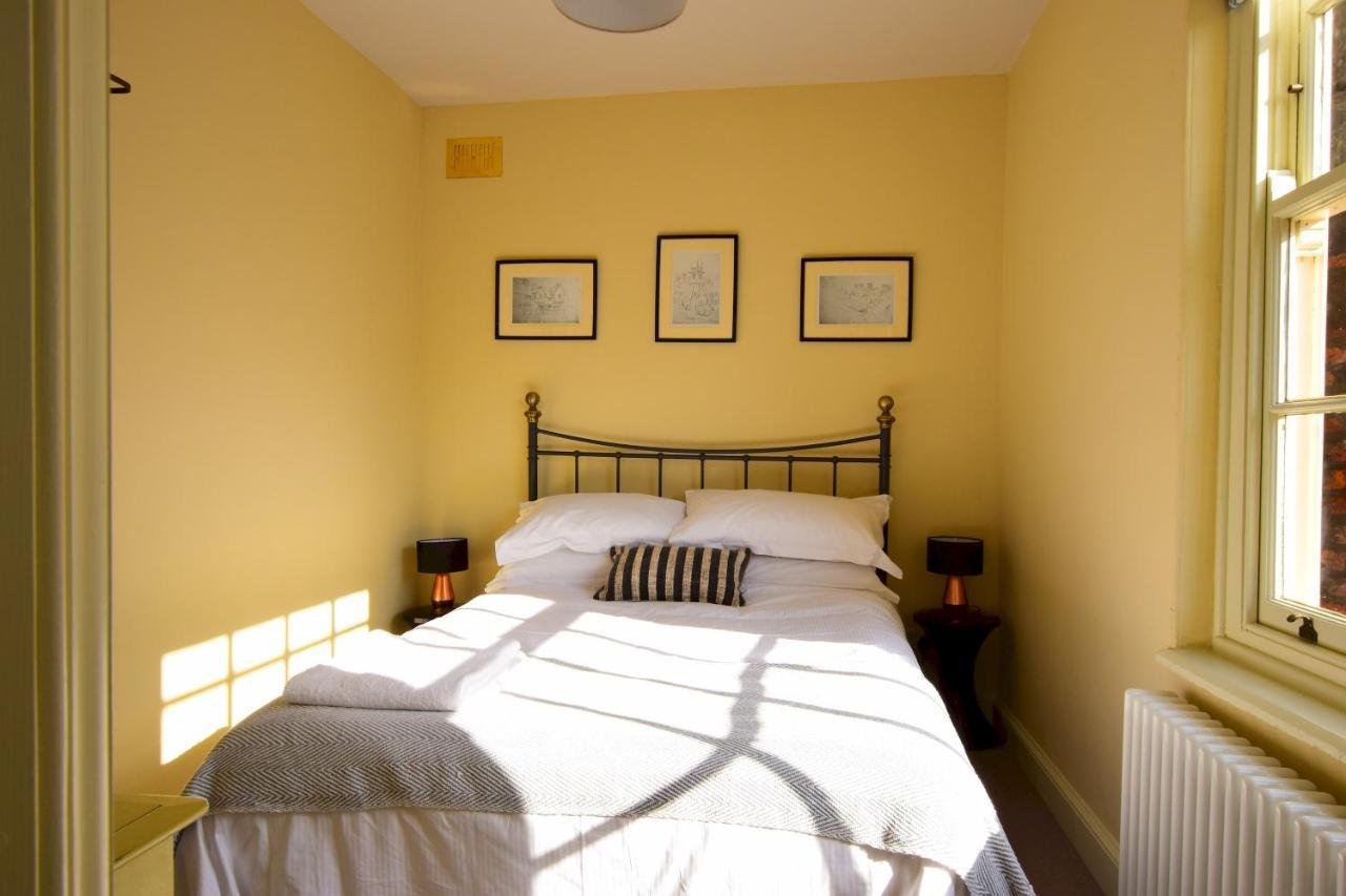 14 St Saviours Place, York Esterno foto
